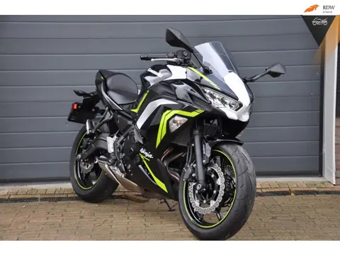 Kawasaki Ninja 650 KRT 1673 kilometers!