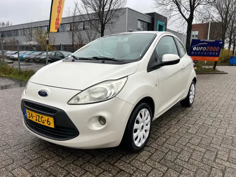 Ford Ka 1.2 Titanium - Airco - Parkeersensoren - Nieuwe Apk