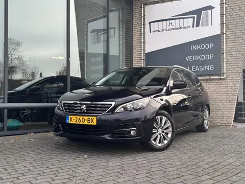 Peugeot 308 SW CARPLAY*130PK*PANO*NAVI*CAMERA*HAAK*CRUISE*ECC*