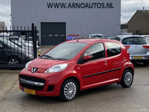 Peugeot 107 1.0-12V XS 5-DEURS, APK TOT 14-12-2026, 176.340 KM NAP, STUURBEKRACHTIGING, ELEK-RAMEN, 