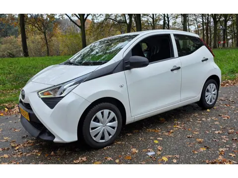 Toyota Aygo 1.0 VVT-i NL Auto ! 1e Eigenaar ! 24-05-2027 APK