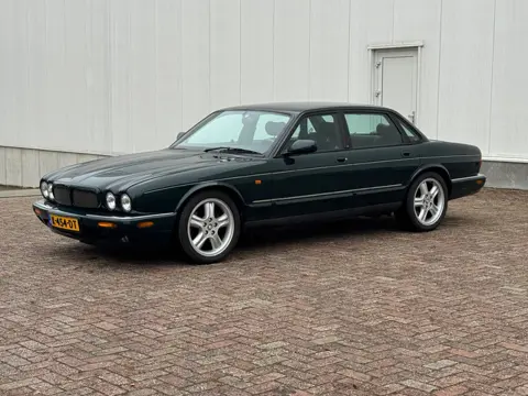 Jaguar XJR 4.0 V8