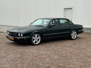 Jaguar XJR 4.0 V8