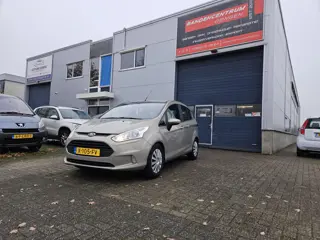 Ford B-Max 1.0 EcoBoost Titanium