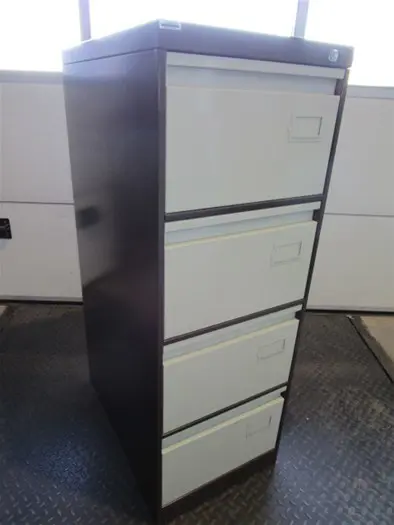 1x Hangmap kast 4-ladig