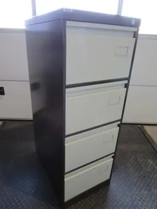 1x Hangmap kast 4-ladig