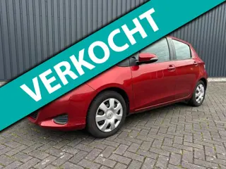 Toyota Yaris 1.3 VVT-i Aspiration (TREKHAAK + AIRCO + CRUISE CONT)