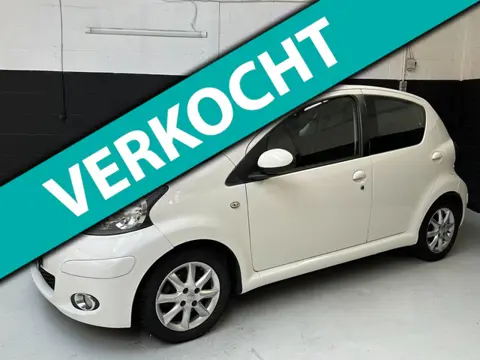 Toyota Aygo 1.0-12V Comfort | NAP | 5 DRS | NETTE AUTO