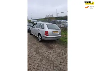 Skoda Fabia Combi 1.4-16V Comfort