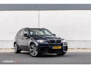 BMW X5M 4.4i