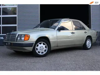 Mercedes-Benz 200-280 (W124) 200 D 1986|Pano|facelift|apk |Hard