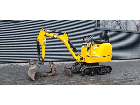 JCB 8008 CTS (bj 2011)