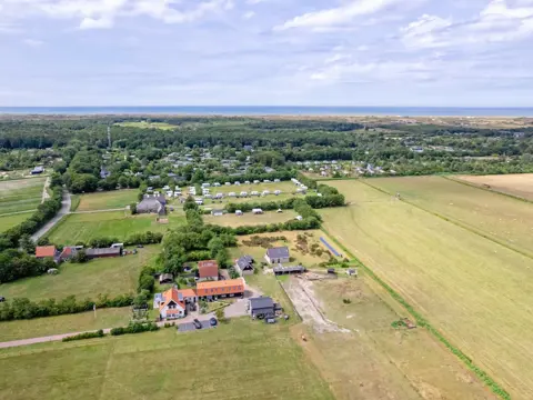 Luxe Bed & parking op een rustiek erf