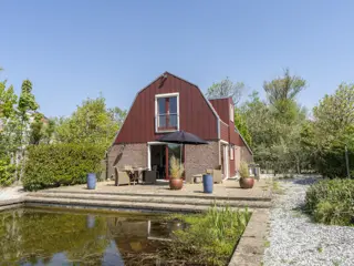 Vrijstaand vakantiehuis met groot speelveld en weids uitzicht