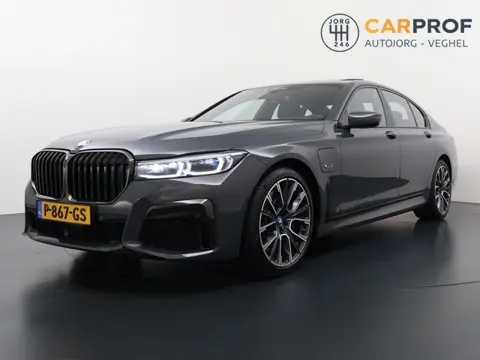 BMW 7-serie 745e High Executive M Pakket | Schuifdak | Dealer onderhouden