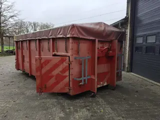 haakarm container ex brandweer, lengte 5 meter met achter klep