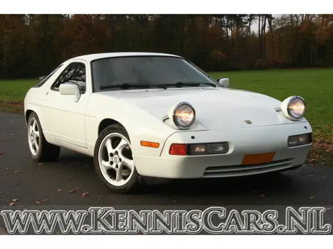 Porsche 1988 928 S4 Coupe Coupe