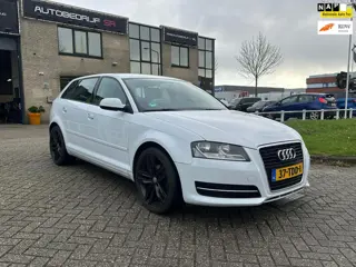 Audi A3 Sportback 1.6 TDI Attraction Business Edition Nieuwe apk! 5 Deurs!