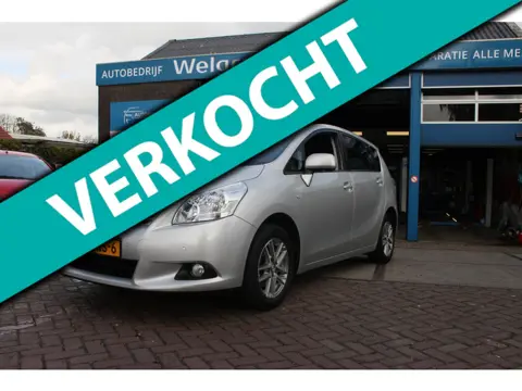 Toyota Verso 1.8 VVT-i Business 93000 km pano navi zeer netjes