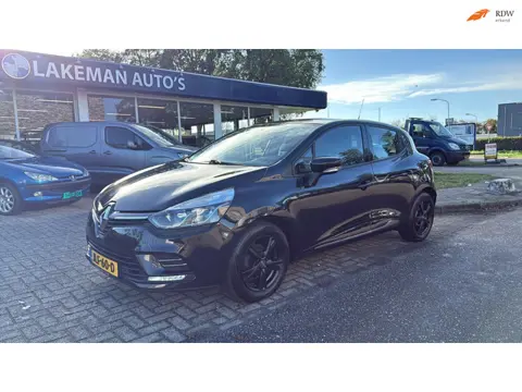 Renault CLIO 0.9 TCe Limited Blackline Huurkoop Inruil APK Garantie