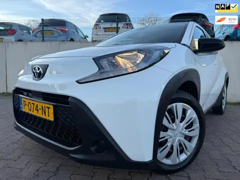 Toyota Aygo X 1.0 VVT-i MT Play/CARPLAY/CRUISE/NL AUTO/CAMERA/1STE EIGENAAR/