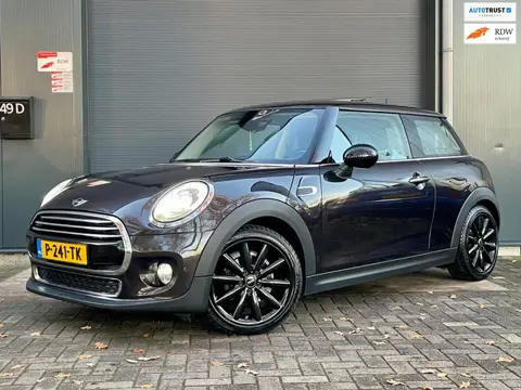Mini Mini 1.5 Cooper Chili Serious Business PANO LED NAVI BLUETOOTH CLIMA CRUISE MF STUUR DEALER OND
