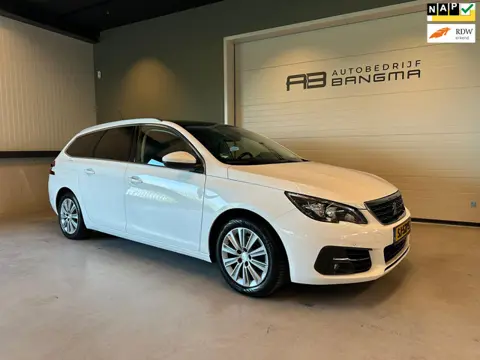 Peugeot 308 SW 1.2 PureTech BLUE LEASE PREMIUM/NAVIGATIE/CLIMA AIRCO/ISOFIX/CRUISECONTROL/APPLE CARP