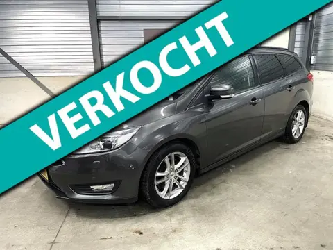 Ford Focus Wagon 1.5 Titanium 1ste eigenaar trekhaak distriem nieuw