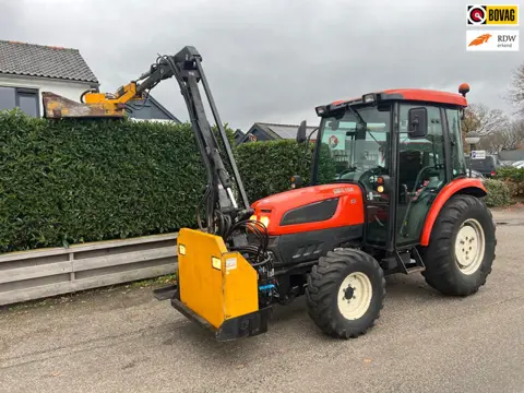 Kioti EX 50 4WD HST Airco/MC Connel maaiarm/snoeiarm BJ 2013