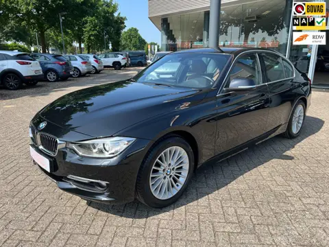BMW 3-serie 320i EfficientDynamics Edition High Executive, Automaat, Leer, Navi, etc