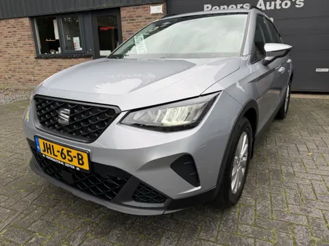 SEAT Arona 1.0 EcoTSI Style Automaat !!!cruise Carplay 116 pk LED - Stoelverwarming .