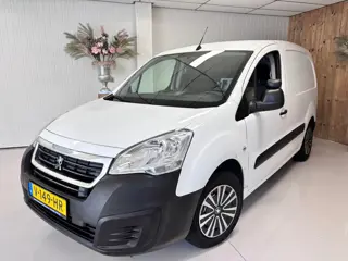 Peugeot Partner 120 1.6 BlueHDi 100 ZEER NETTE AUTO, NAP, SCHUIFDEUR, NAVI, CRUISE CONTROL, ETC....