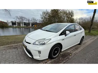 Toyota Prius 1.8 Plug-in Dynamic Business