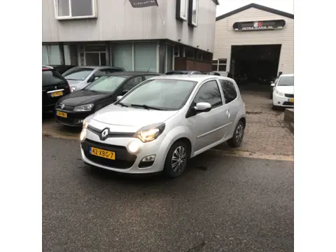 Renault Twingo 1.2 16V Collection Airco Keurig nette en goed rijdende Twingo. Apk keuring t/m 01-12-