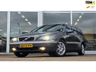 Volvo V70 2.5 T Titanium 210pk Lerenbekleding Trekhaak Garantie