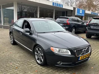 Volvo S80 2.5T 231pk Aut R-Design BTW voordeel €650,-