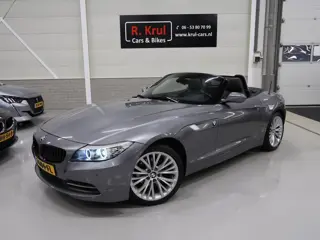 BMW Z4 Roadster sDrive20i Leer Navigatie Airco Cruisecontrol Sportvelgen 18 inch Zeer nette staat Bo