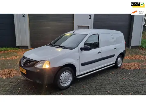 Dacia Logan 1.6 BENZINE 2011 APK NIEUW 30EURO P/M PARTICULIER