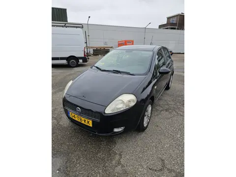Fiat Grande Punto 1.4 Edizione Prima | 2006 | 244.366 km | Nieuwe APK