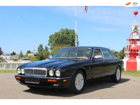 Jaguar XJ 3.2 Executive *DAIMLER SIX 4.0 1e EIG !! *NL AUTO !! *NIEUWSTAAT
