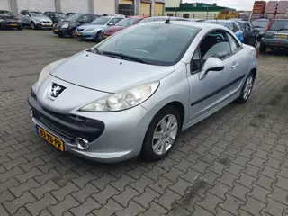 Peugeot 207 CC Peugeot 207 CC 1.6-16V T Féline