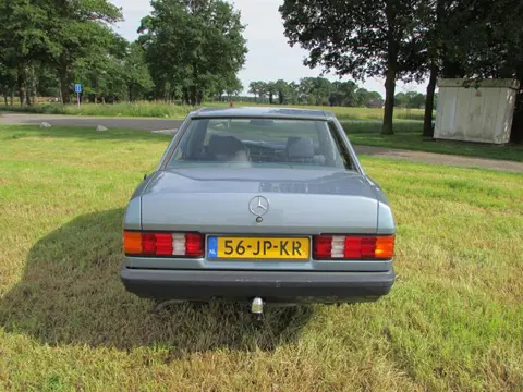MERCEDES-BENZ  190 E automaat