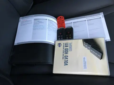 VOLVO V60 2.0 D3 Summum Leer Xenon NAVI 5 cilinder