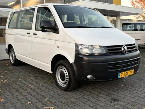 Volkswagen Transporter Kombi 2.0 TDI DSG Automaat L1H1 BTW en BPM vrij Airco Cruise control Trekhaak
