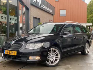 Škoda Superb Combi 1.8 TSI Elegance Business Line | Automaat | Pano | Stoelverw. | Parkeersens.