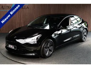 Tesla Model 3 RWD Autopilot ACC Stuurverwarm. PDC Leer Navi Panoramadak 360° Elektr. achterklep Stoe