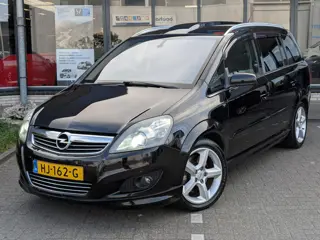 Opel Zafira 2.2 Executive