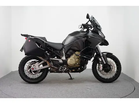 Ducati MULTISTRADA V4S GERESERVEERD RS (bj 2023)