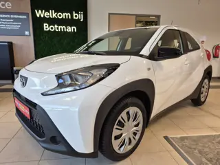 Toyota Aygo X 1.0 VVT-i MT Play | NIEUW! | ACTIEPRIJS! | | Cruise control adaptief | DAB | Airco | A