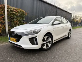 Hyundai IONIQ Comfort EV / AUTOMAAT / NAVI / INFINITY / CRUISE / INCL BTW